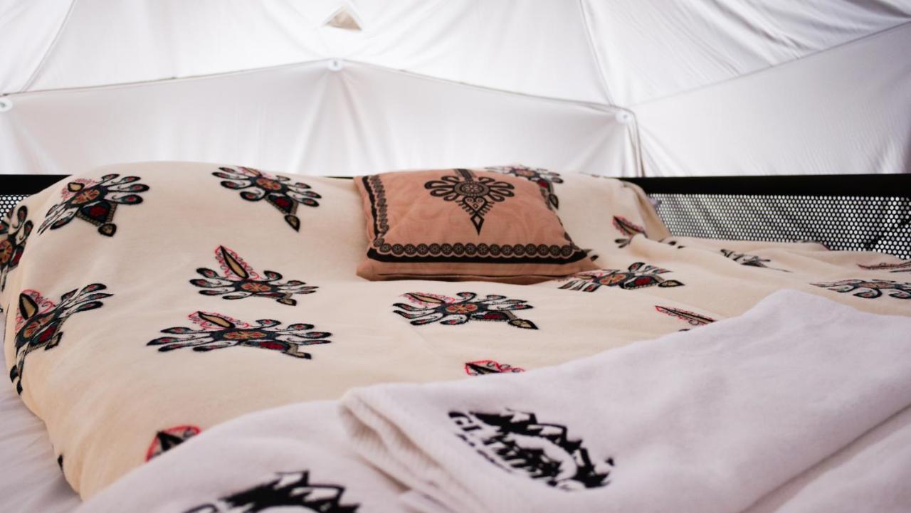 Glamping Pasieka Gron Bagian luar foto
